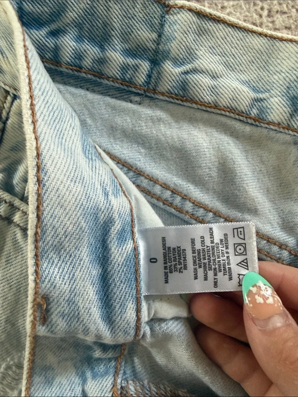 Women’s Aeropostale Light Blue Distressed Mom Jeans